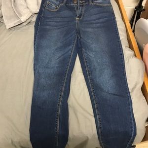 High waisted jeans